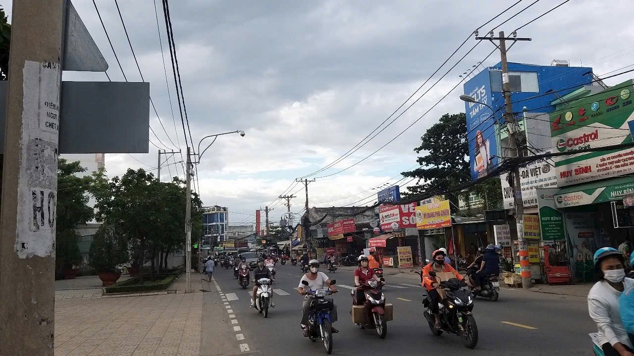 Bán nhà 5 tầng 6.3x40m giá 32 tỷ Đường Tô Ký 15976908