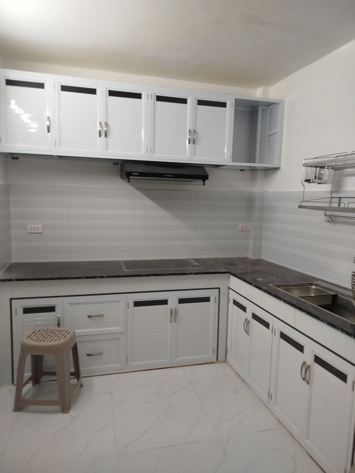 Nhà 2 tầng Lê Văn Hiến Hội An, đường 10.5m, 101m2, 3PN, giá 4.4 tỷ 15976931