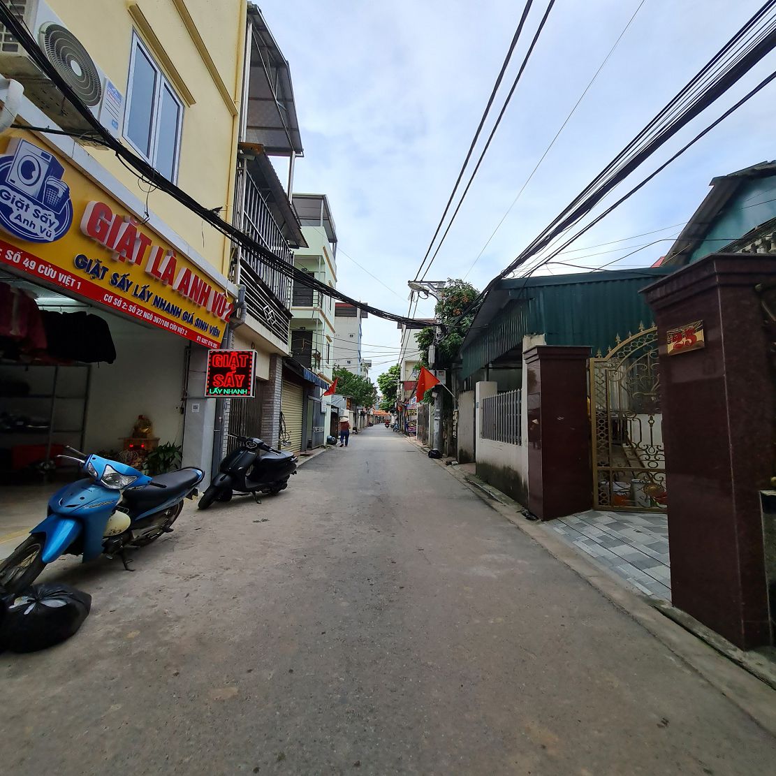 Bán đất Đặng Xá, Gia Lâm, Hà Nội. 50m2 mt 4m, ngõ rộng ô tô đậu gần. 3 tỷ x. Lh 0989894845  15976966