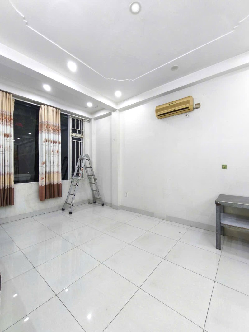 Giảm Sốc 700tr! Bán Nhà 4 Tầng Trường Thọ, Hẻm Xe Tải, Đi Bộ Ra Metro, Giá 7.5 Tỷ 15976980