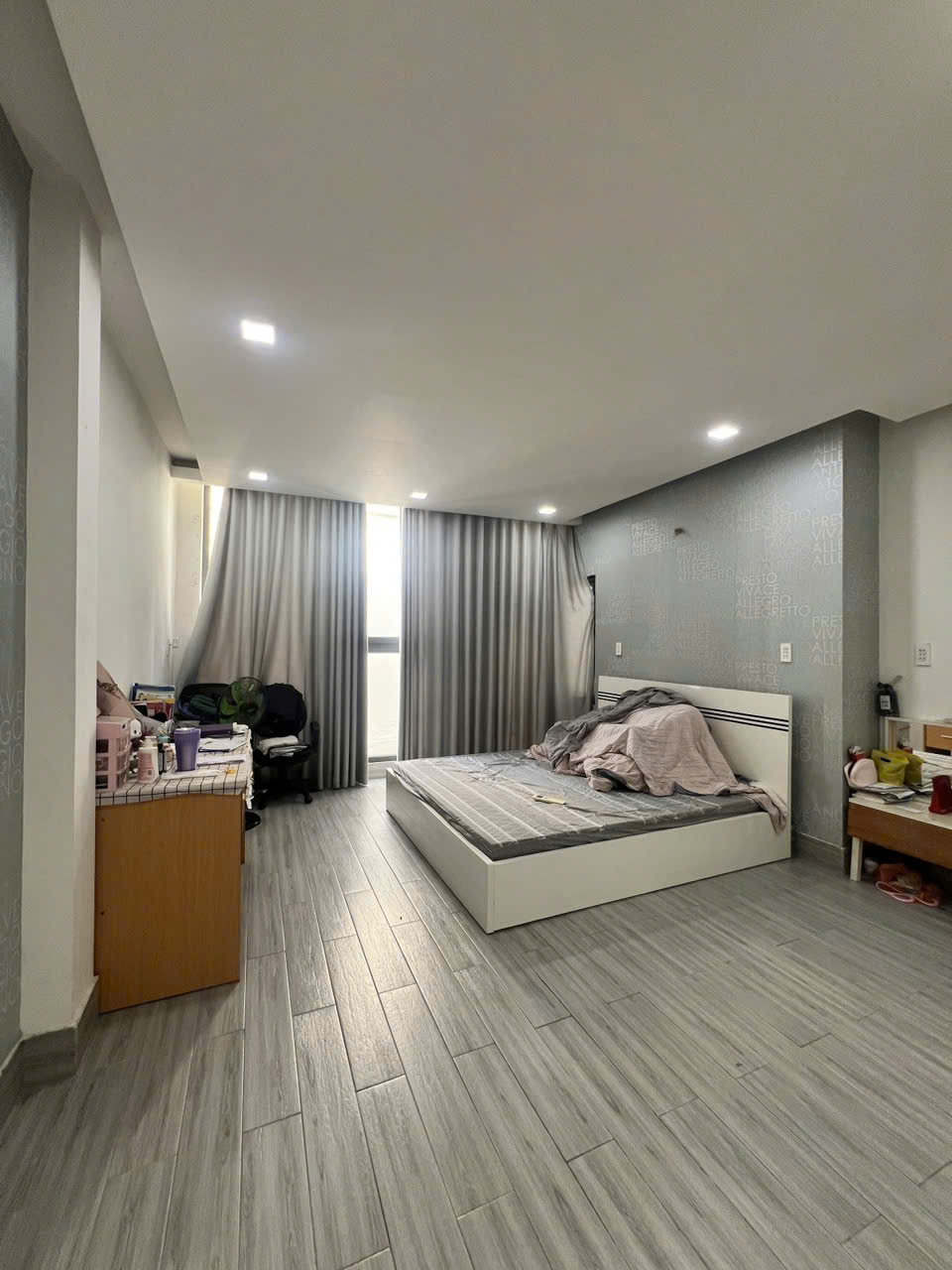 Quận 10 - Nguyễn Duy Dương - Sát Mặt tiền - 56m2 - 4 tầng - 8.8 tỷ 15976982