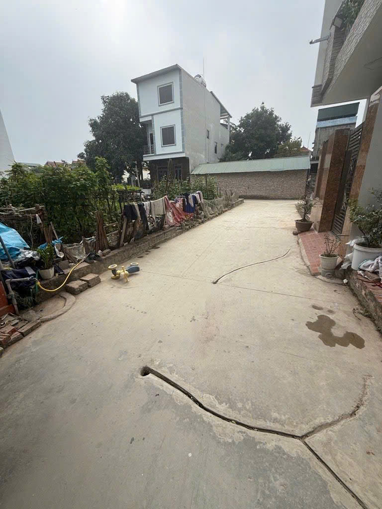 Cơ hội đầu tư, an cư lí tưởng. 56m đất thôn Ấp Tre - tổ 9, Quang Minh. Đường rộng, ô tô đỗ. 15977000