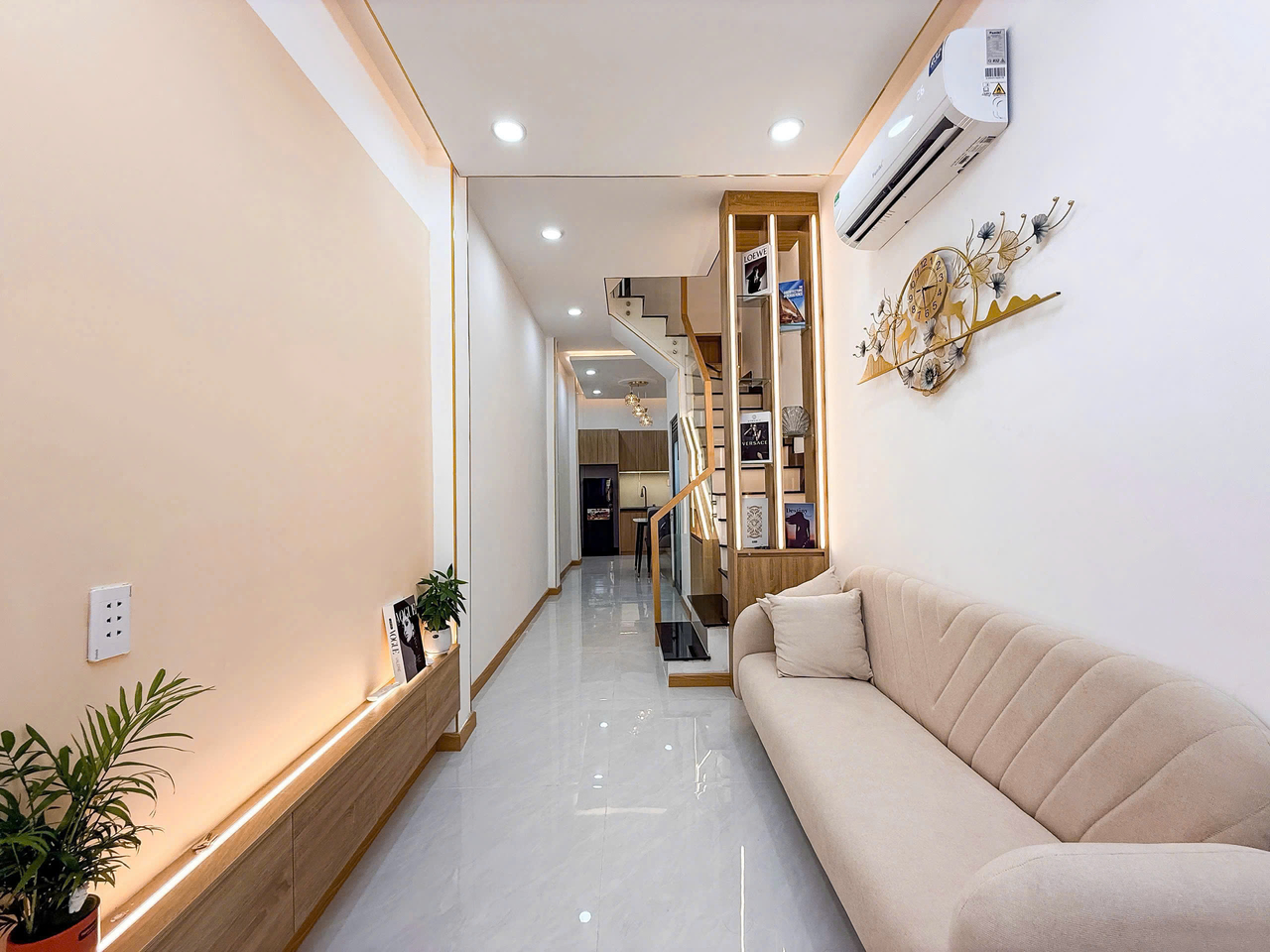 D2093 ⚡️ nhà 2/ Lê Lợi Gò Vấp, SHR, Vuông, 3 tầng, 4.x tỷ 15977006