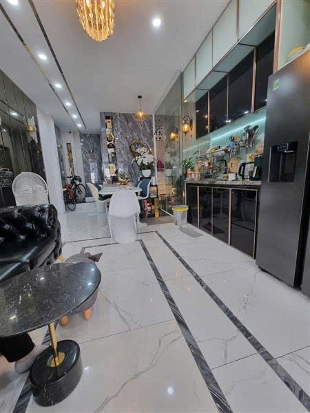 Bán nhà Bình Trị Đông, Bình Tân, 5 tầng, hẻm thông ra đường lớn chỉ 50m, 4 x 10 m, chỉ nhỉnh 6 tỷ. 15977077