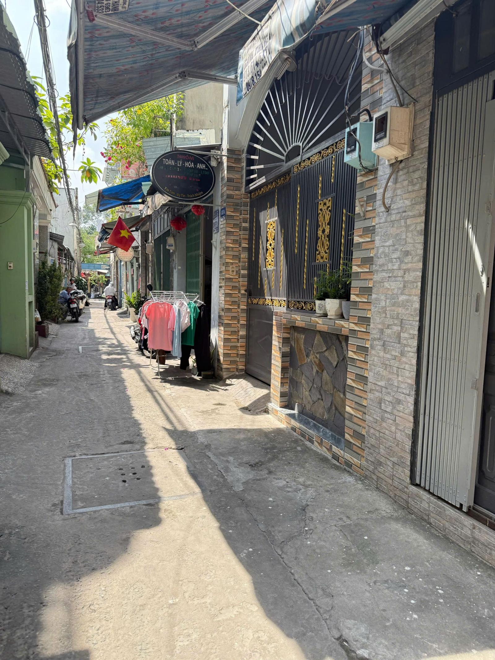 NHÀ 1 SẸT NGẮN 10M RA SONG HÀNH Q12 - NGÃ TƯ AN SƯƠNG- DT40M2 - 2 TẦNG -2PG-2WC - GIÁ 3 TỶ NHĨNH 15977081