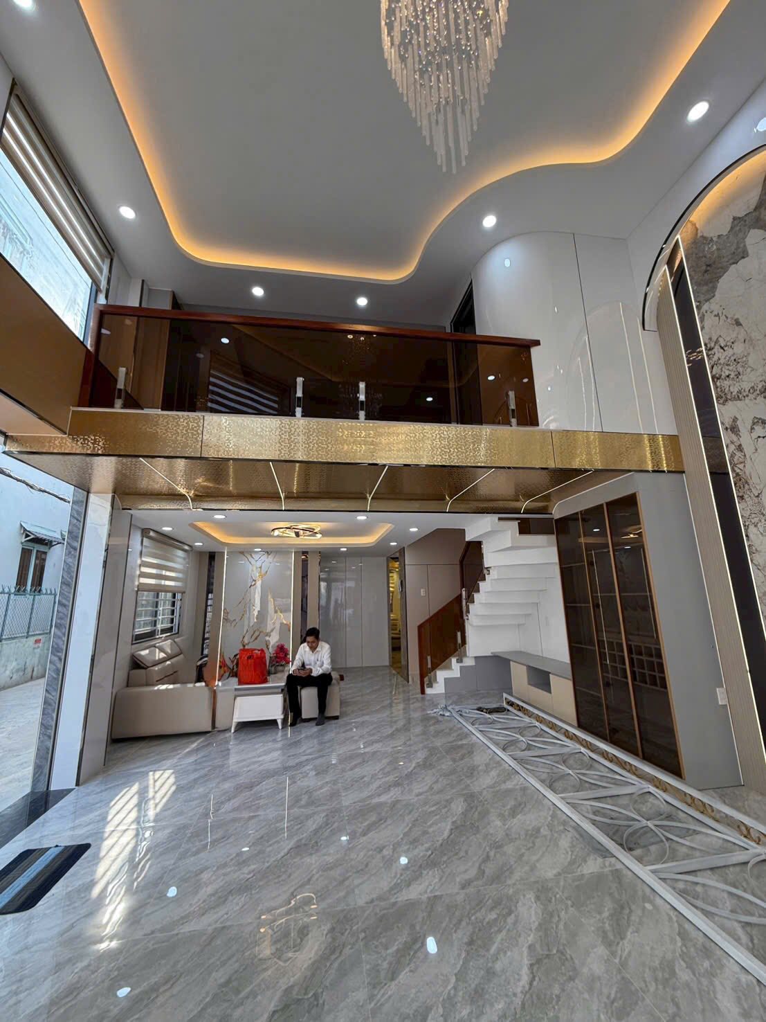 NHÀ ĐẸP TÂN BÌNH ĐÓN TẾT GIÁ TỐT- NGANG4M X14M - 5 TẦNG - 4PN 4WC - GIÁ 12 TỶ 15977094