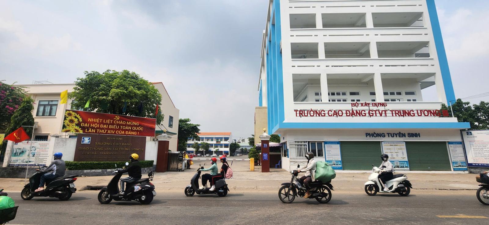 Cho thuê nhà NB Mặt Tiền Văn Cao q.Tân Phú 240m²,NGANG 12M - CẠNH TRƯỜNG CĐ GTVT 3 15977099