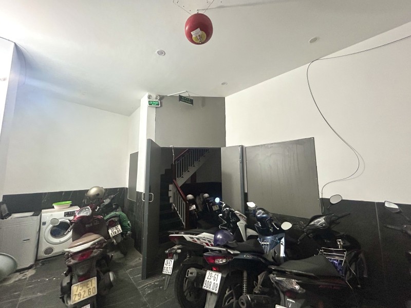 ♥ Kiệt Phạm Văn Nghị, 86m2, ngang 6.8m, 4 tầng, 9 căn hộ, thu 35tr/th,6.x tỷ 15977111