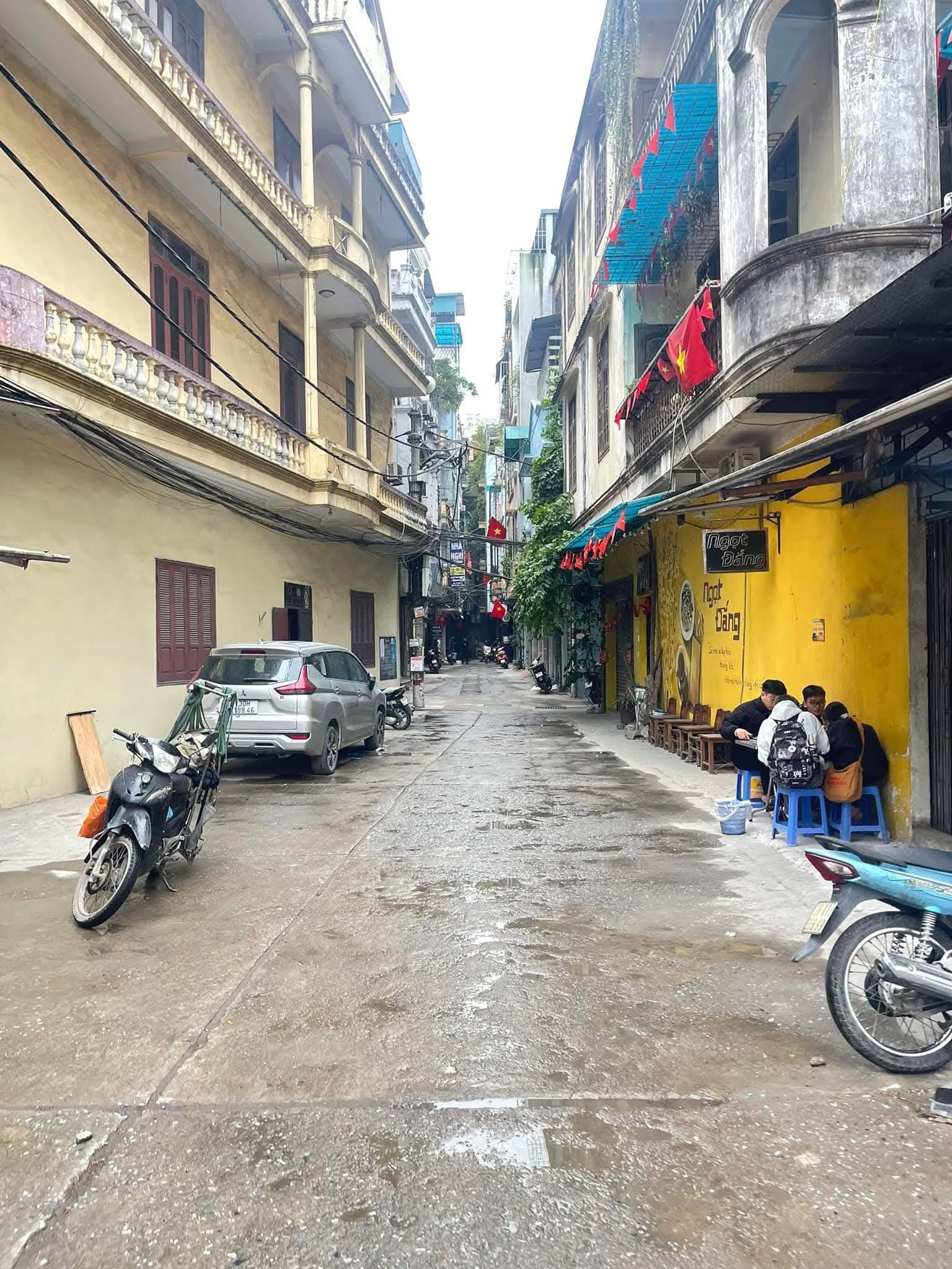 Nhà đẹp ở ngay, Định Công Thượng - 37m*6tầng- Ô tô qua cửa-Gần trường,chợ- Nhỉnh 10tỷ 15977178