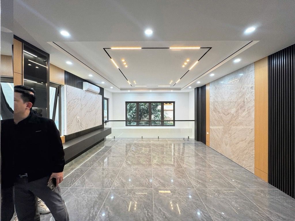 BÁN NHÀ BÁT KHỐI – LONG BIÊN | LÔ GÓC 6 TẦNG – THANG MÁY – GARA Ô TÔ – NGÕ THÔNG 15977208