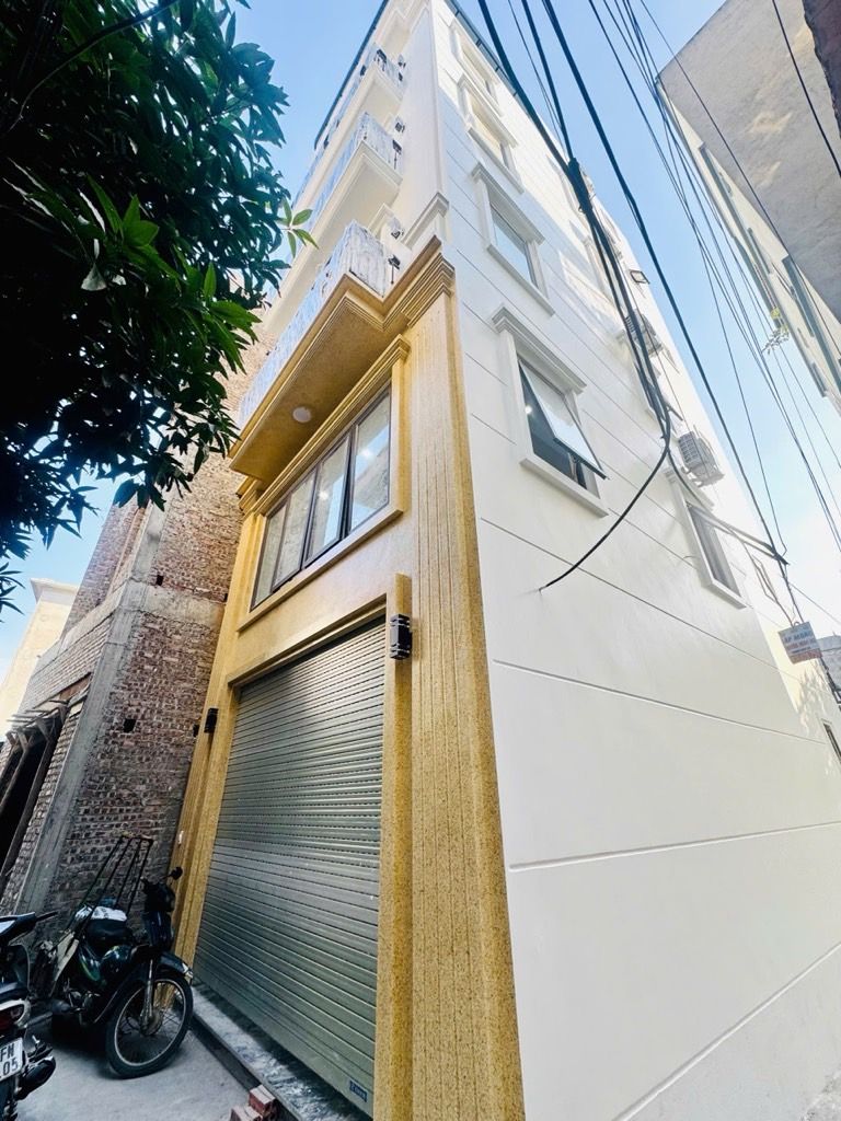 BÁN NHÀ BÁT KHỐI – LONG BIÊN | LÔ GÓC 6 TẦNG – THANG MÁY – GARA Ô TÔ – NGÕ THÔNG 15977208