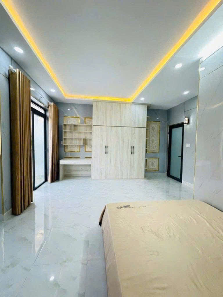 NHÀ ĐẸP HẺM XE HƠI ĐƯỜNG QUANG TRUNG, 4PN - 5WC, HẺM THÔNG TỨ TUNG- CHỈ 6.3 TỶ TL 15977236