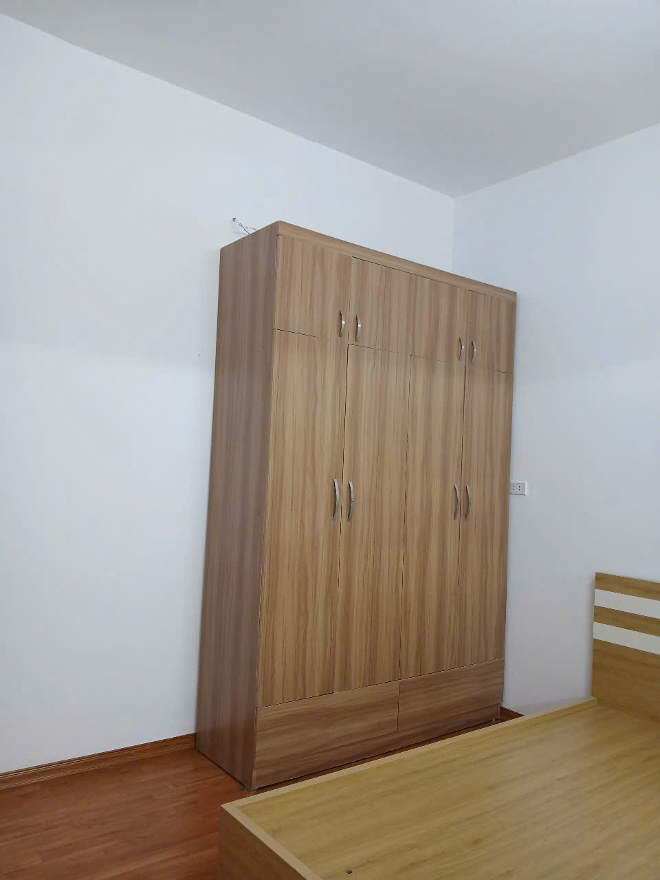 Bán gấp giá rẻ căn hộ khép kín Văn Hương 37m, tầng 2, mặt tiền 3m, 1.75 tỷ Đống Đa. 15977251