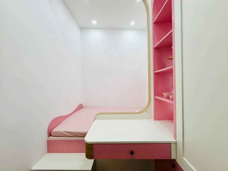 **Bán nhà mặt tiền Hiệp Nhất ** phường 4; Tân Bình; 4x18m nhà 4 tầng 15977265