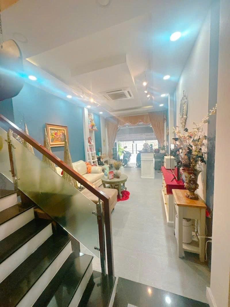 Bán nhà Mặt tiền Nguyễn Trọng Tuyển - gần Phan Đình Phùng, 5x20m, 4 Tầng, chỉ 21 tỷ. 15977287