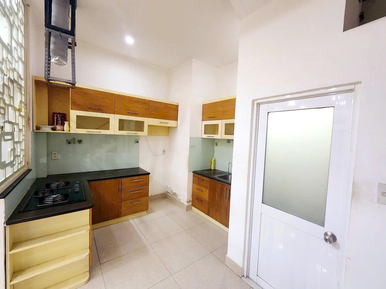 Nhà 5*10m 2 lầu/ST hẻm 125 Nguyễn Thị Tần P1Q8 gần cầu Chữ Y 15977297