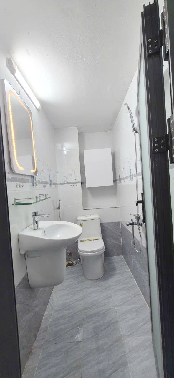 Nhà mới 3 tầng hẻm 1225 Phạm Thế Hiển P.Bình Đông (P5Q8) Giá: 5.78 tỷ 15977299