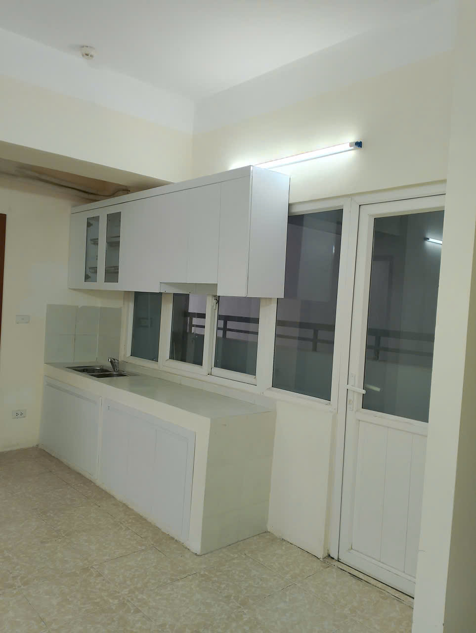 CHO THUÊ CĂN HỘ CHUNG CƯ B11 NAM TRUNG YÊN – NGUYẾN CHÁNH – CẦU GIẤY 15977304