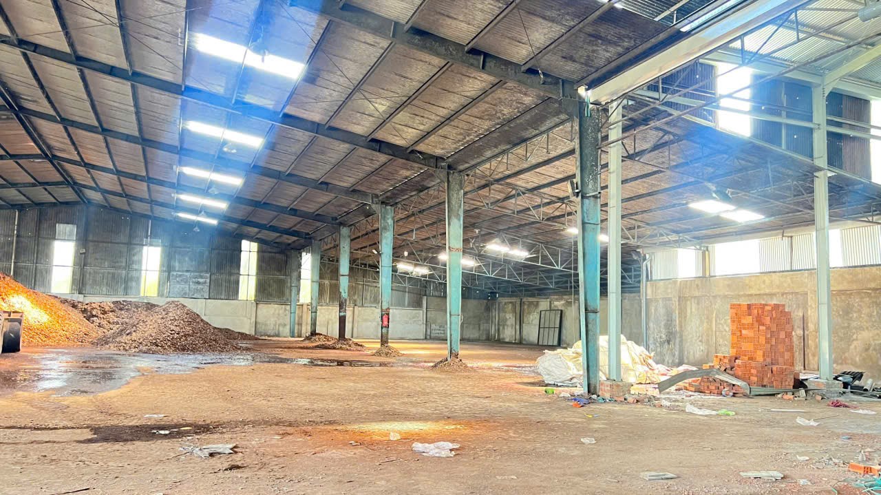 XT660 Cho Thuê xưởng kiên cố, tiếp đa ngành nghề,  xưởng có thể bàn giao liền 15977317