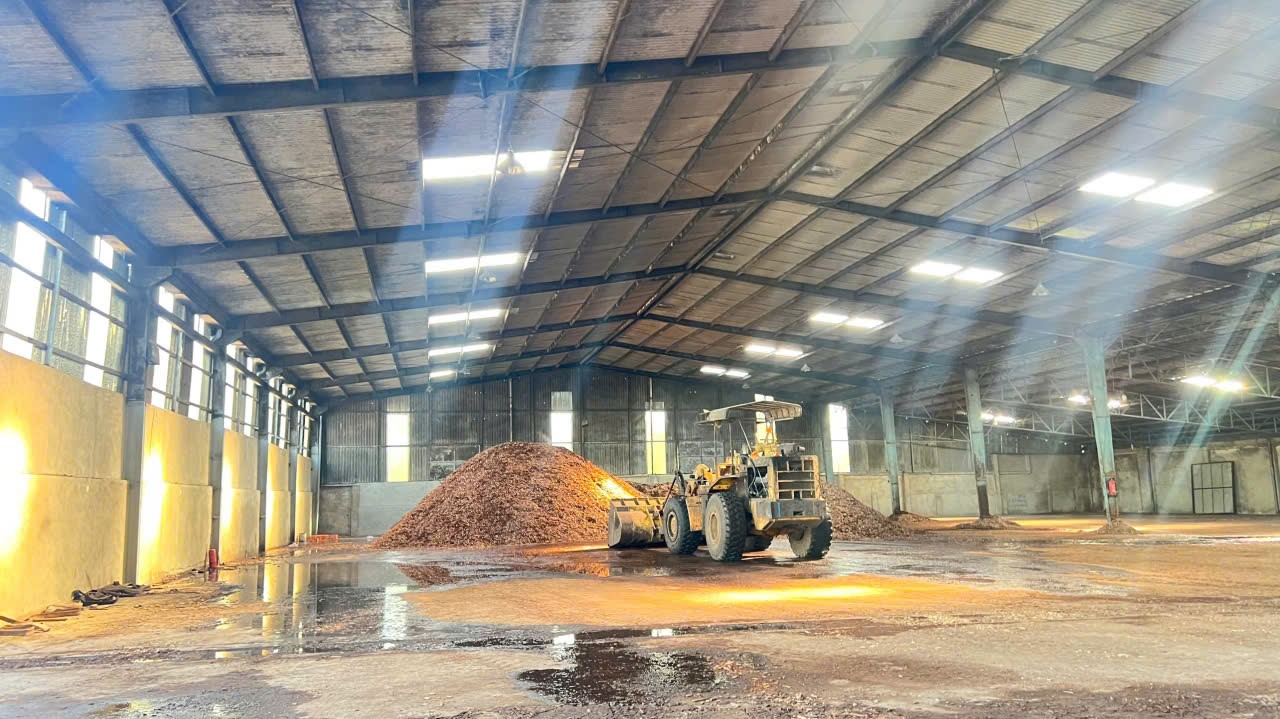 XT660 Cho Thuê xưởng kiên cố, tiếp đa ngành nghề,  xưởng có thể bàn giao liền 15977317