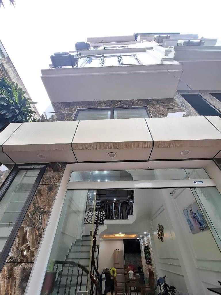 Bán nhà Phố Hoàng Liệt, Hoàng Mai, gần Ô tô, 2 thoáng, 41m2, 8.95 tỷ(CTL) 15977366