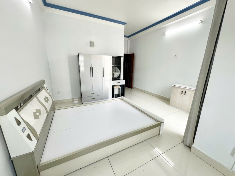 Bán nhà đường số 39, Bình Trưng Tây, Q2, TP HCM. DT 94m2, 4 tầng, 8PN. Giá 11.8 tỷ, SHR. 0933125879 15977393