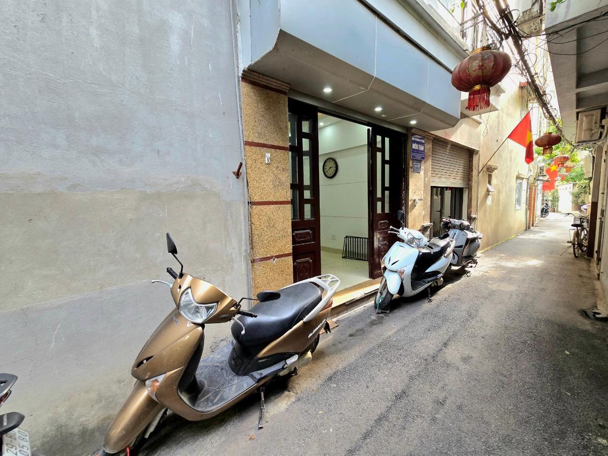 Cho thuê gấp nhà nguyên căn 25m2 4tầng 8.5tr/tháng KV Ba Đình, Tây Hồ, Đống Đa 15977428