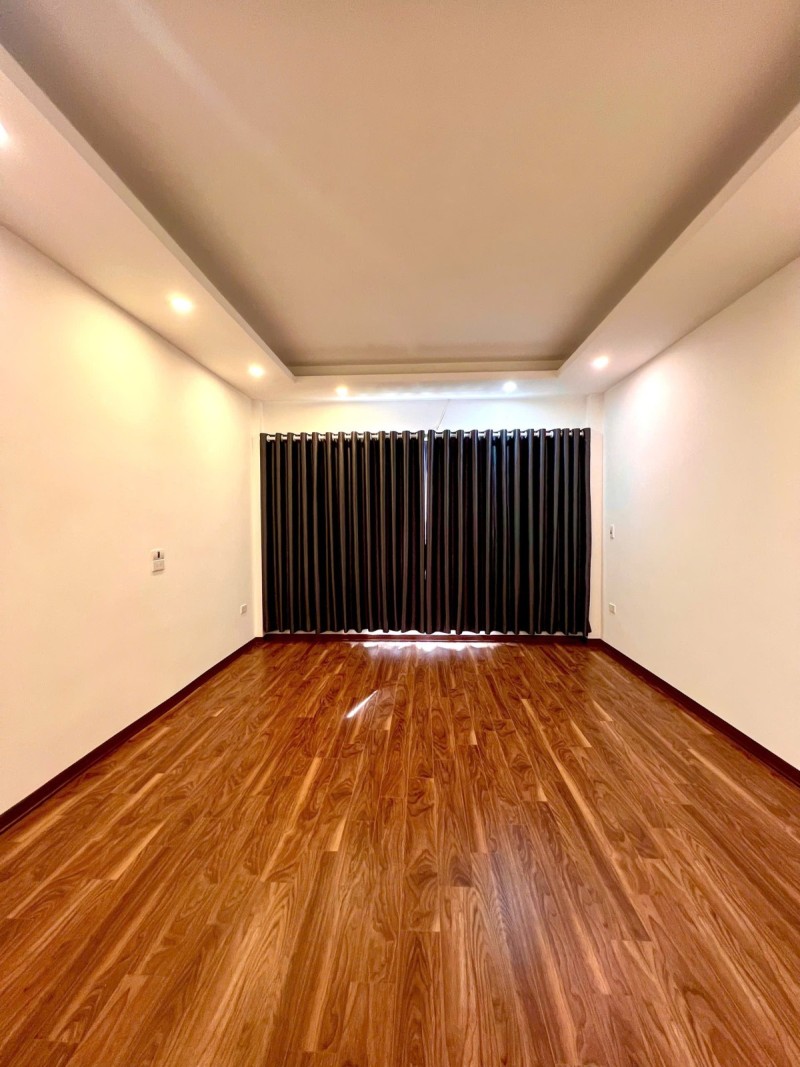 NHÀ ĐẸP 5 TẦNG – Ô TÔ QUA NHÀ – NGUYỄN VĂN LINH, LONG BIÊN – 7.4 TỶ 15977435