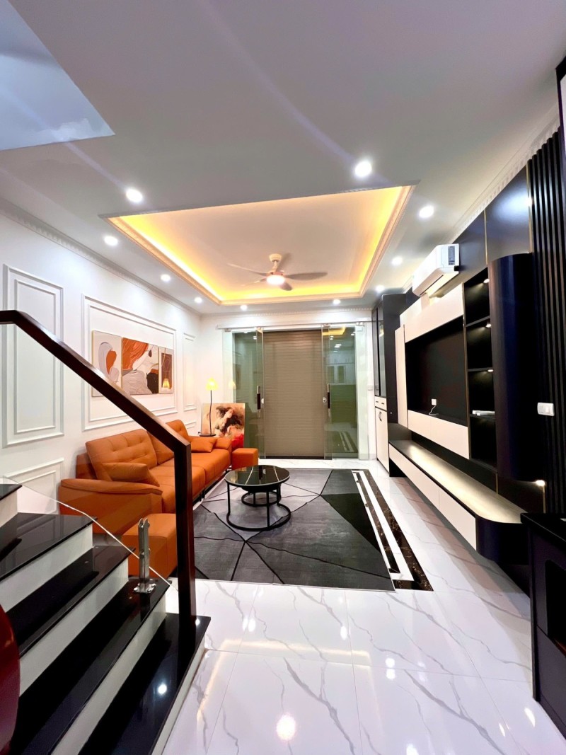 NHÀ ĐẸP 5 TẦNG – Ô TÔ QUA NHÀ – NGUYỄN VĂN LINH, LONG BIÊN – 7.4 TỶ 15977435