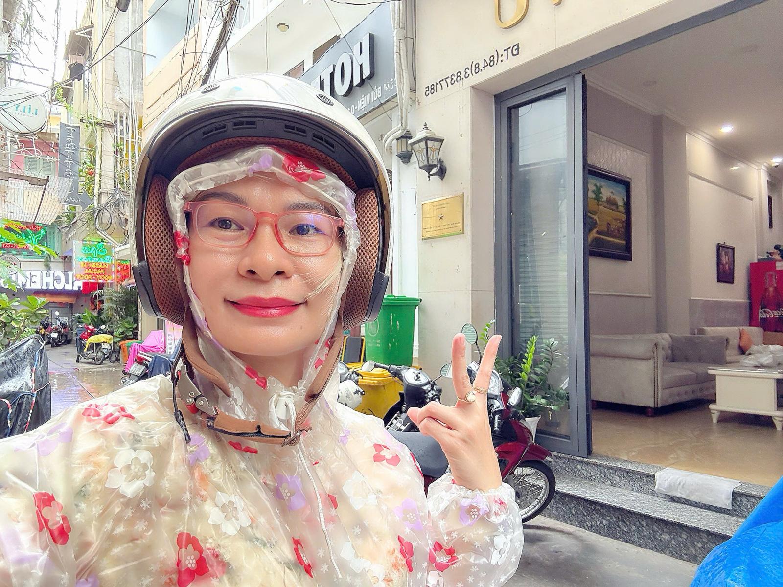 BÁN HOTEL 6 TẦNG NGAY PHỐ TÂY Đ. BÙI VIỆN, QUẬN 1 - 4M*17M SỔ VUÔNG ĐẸP - HDT 60TR/TH * Liên hệ 15977478