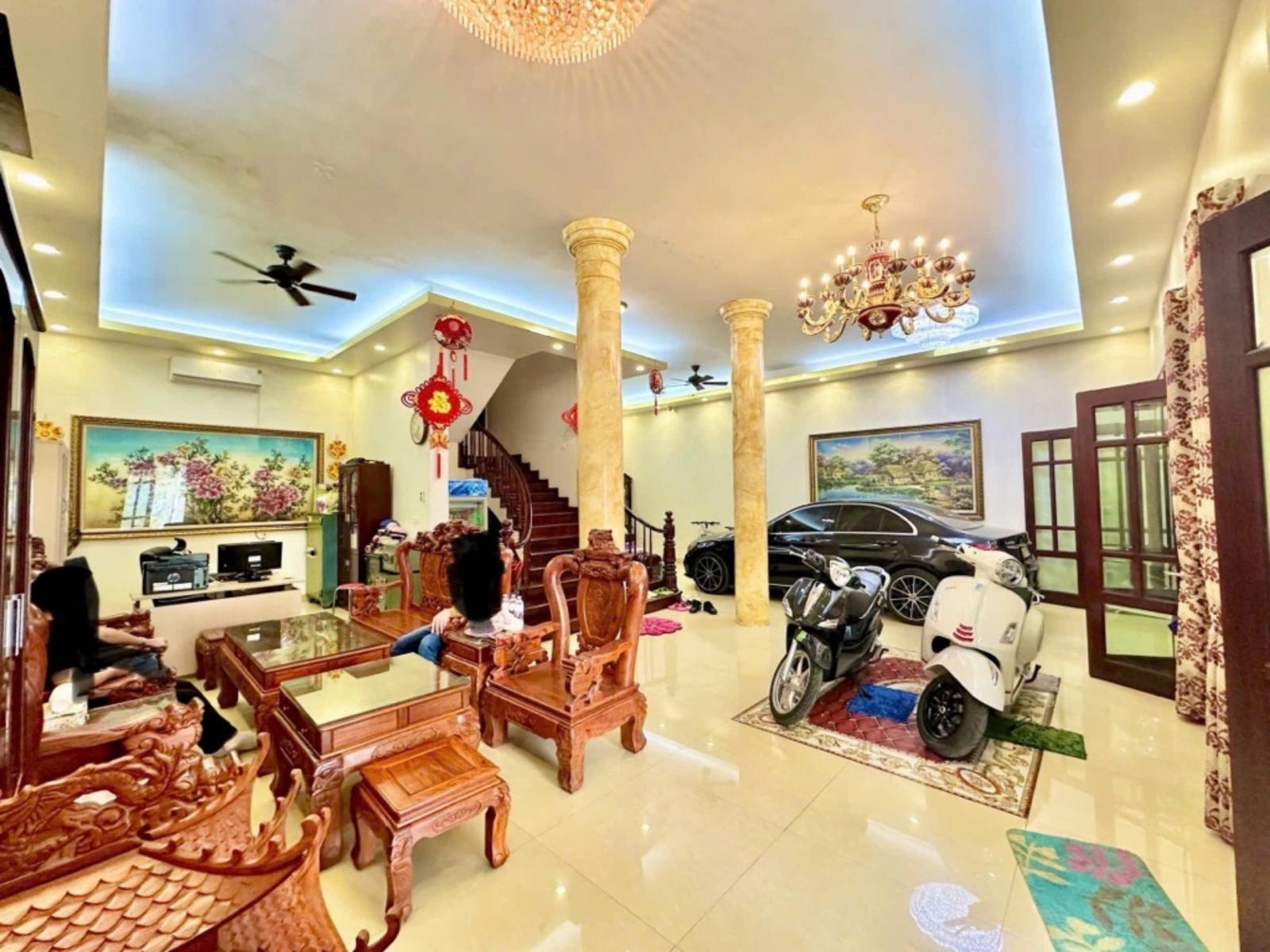 “Building VIP”, bán nhà mặt phố Phạm Tuấn Tài, kinh doanh, 200m mặt tiền 12m, vị trí siêu đẹp 15977480