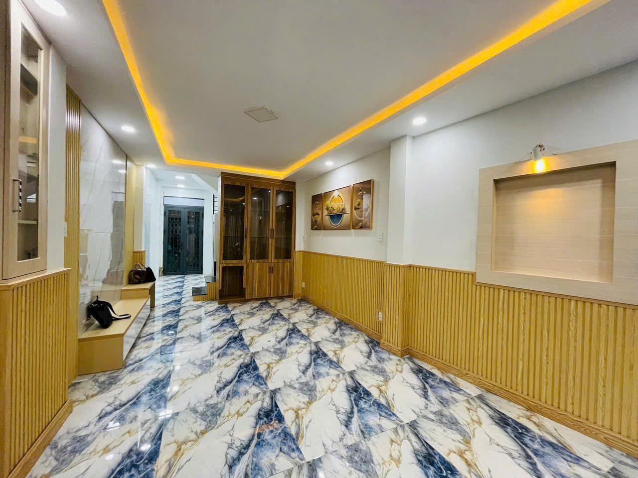 NHỈNH 5 TỶ- NHÀ HẺM BA GÁC – Ngay Cầu NGUYỄN VĂN CỬ 3 Tầng BTCT (4.4x11m) Giao Nhà Ngay. 15977488