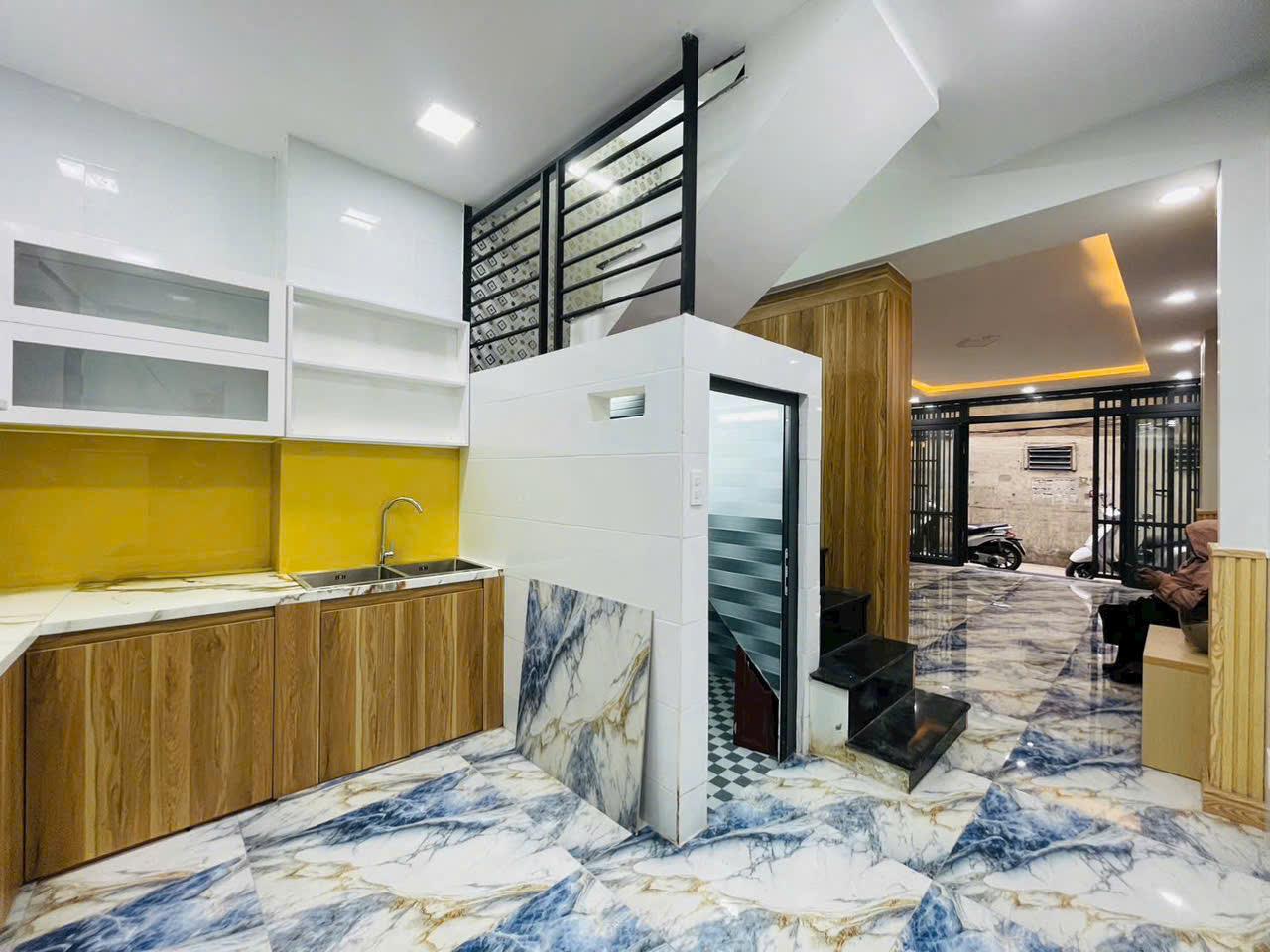 NHỈNH 5 TỶ- NHÀ HẺM BA GÁC – Ngay Cầu NGUYỄN VĂN CỬ 3 Tầng BTCT (4.4x11m) Giao Nhà Ngay. 15977488