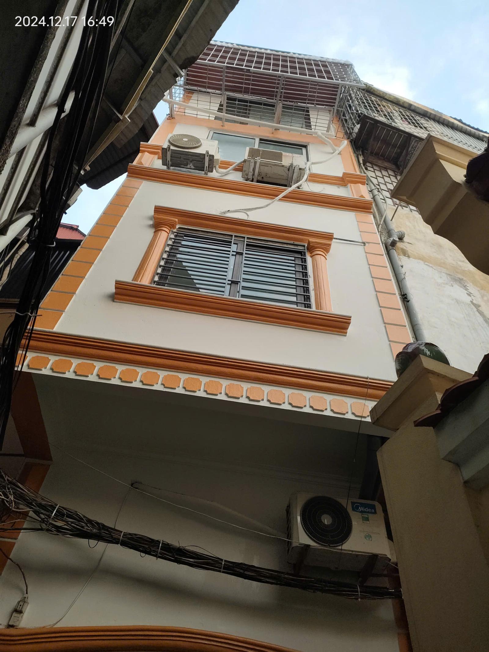 Bán gấp giá rẻ oto kinh doanh Trương Định 33m, 4 tầng, mặt tiền 3m, 10.4 tỷ Hoàng Mai. 15977492