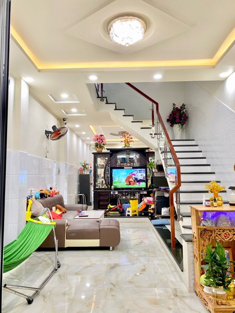 Bán nhà mặt phố đường  Đại Lộ 3, Phước Bình, Q9, Thủ Đức, TP HCM. DT  82m2, 3 tầng, giá 11.8  tỷ, 15977514