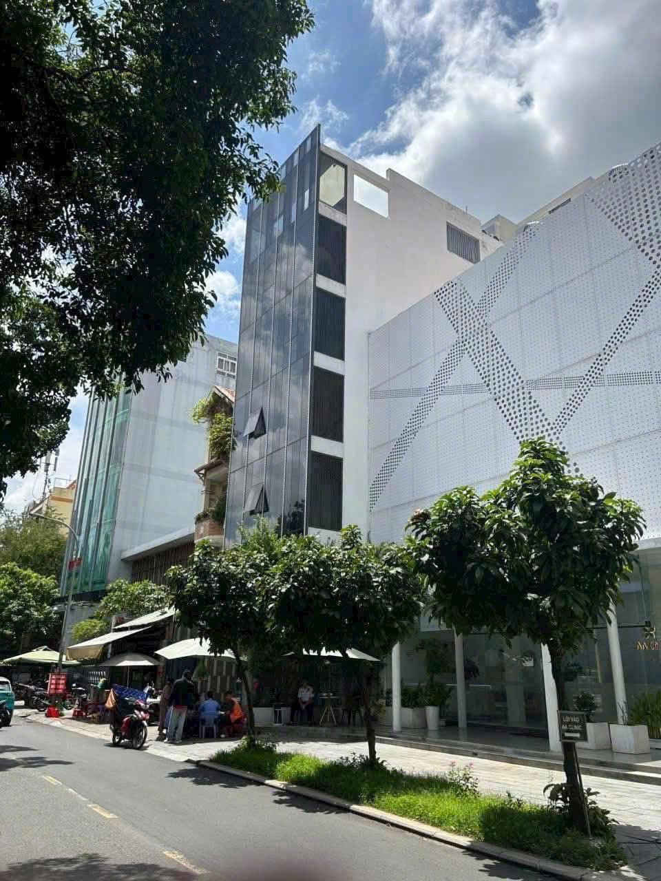 Toà nhà Văn Phòng Mặt Tiền đường Ngô Thời Nhiệm, P Xuân Hoà, TP HCM 15977518