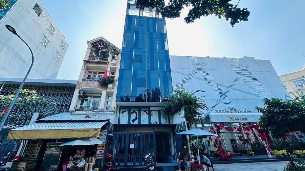 Toà nhà Văn Phòng Mặt Tiền đường Ngô Thời Nhiệm, P Xuân Hoà, TP HCM 15977518