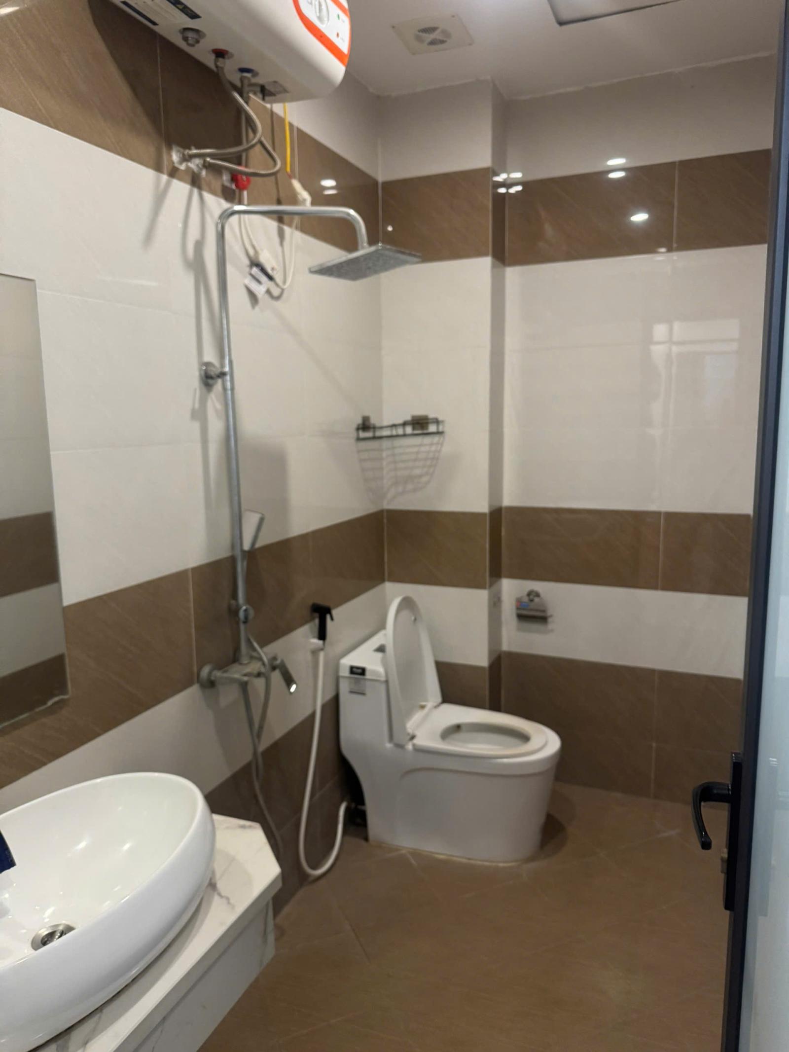 Bán nhà ngõ Đông Thiên, Vĩnh Hưng, Hoàng Mai, HN - 33m2, SĐ, nhỉnh 7 tỷ - 0911666522 15977546