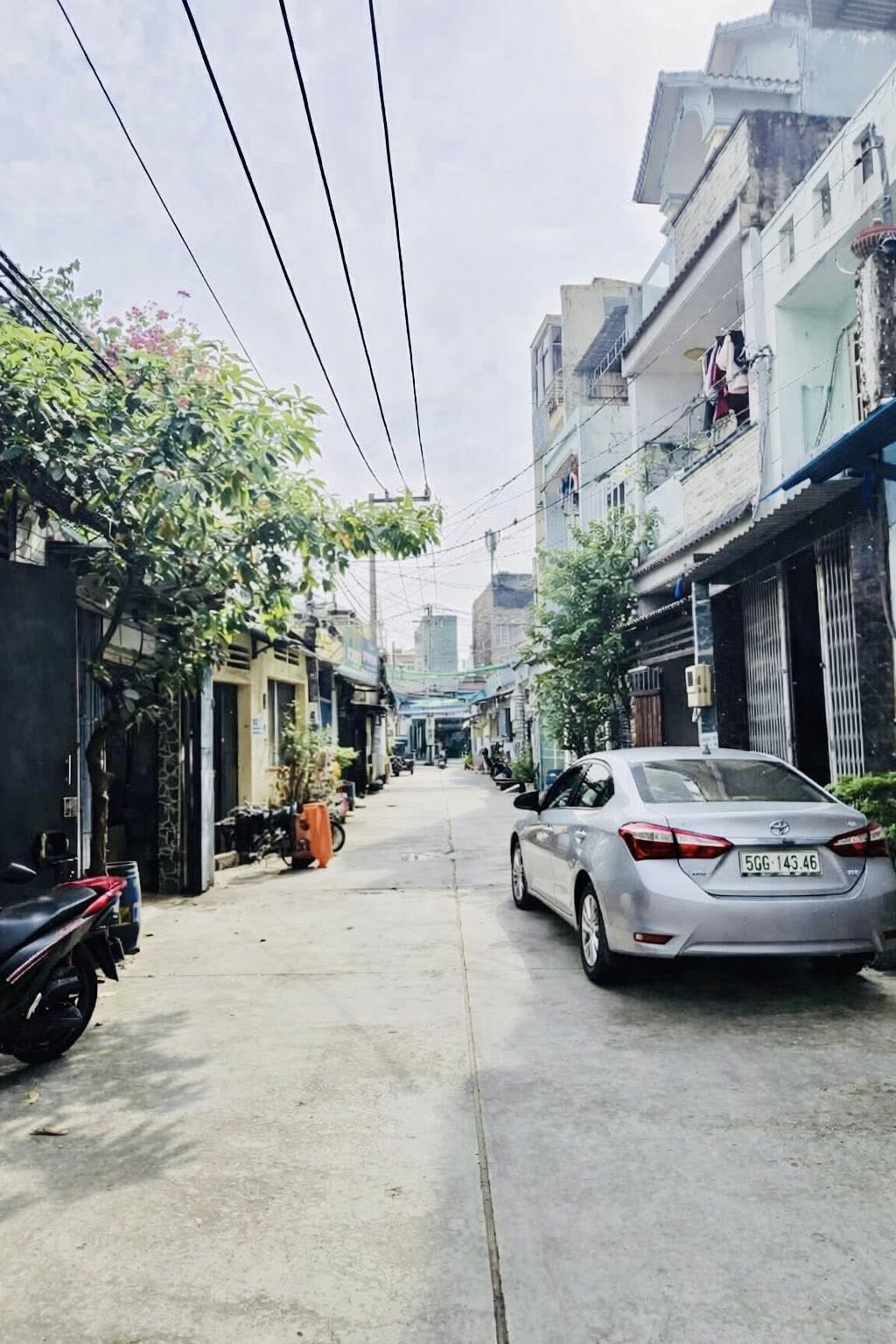 BÁN NHÀ GIÁP AEON TÂN PHÚ – HXH THÔNG 8M – NHÀ ĐẸP 2 TẦNG – 60M2 – NHỈNH 5 TỶ 15977547