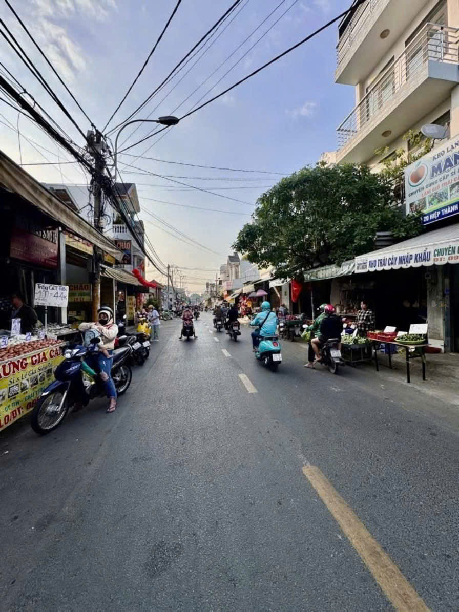 ĐẤT VÀNG MẶT TIỀN CHỢ GIÃN DÂN – HIỆP THÀNH Q12 - TẶNG NHÀ C4 – KINH DOANH ĐỈNH 15977560