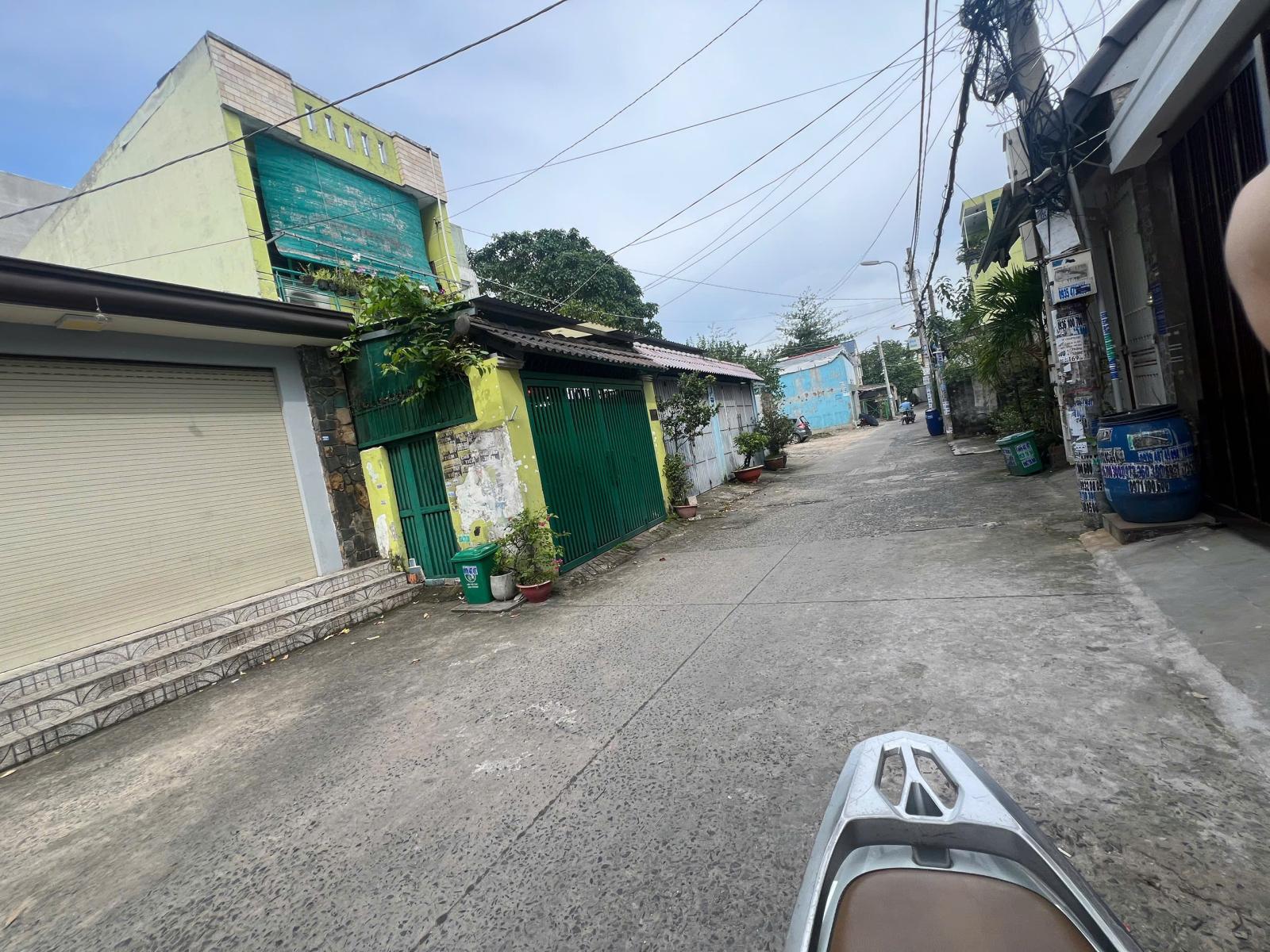 MẶT TIỀN NHỰA 8M TÂN THỚI NHẤT 13 – TRỤC KINH DOANH HIẾM Q12 GIÁ RẺ 15977566