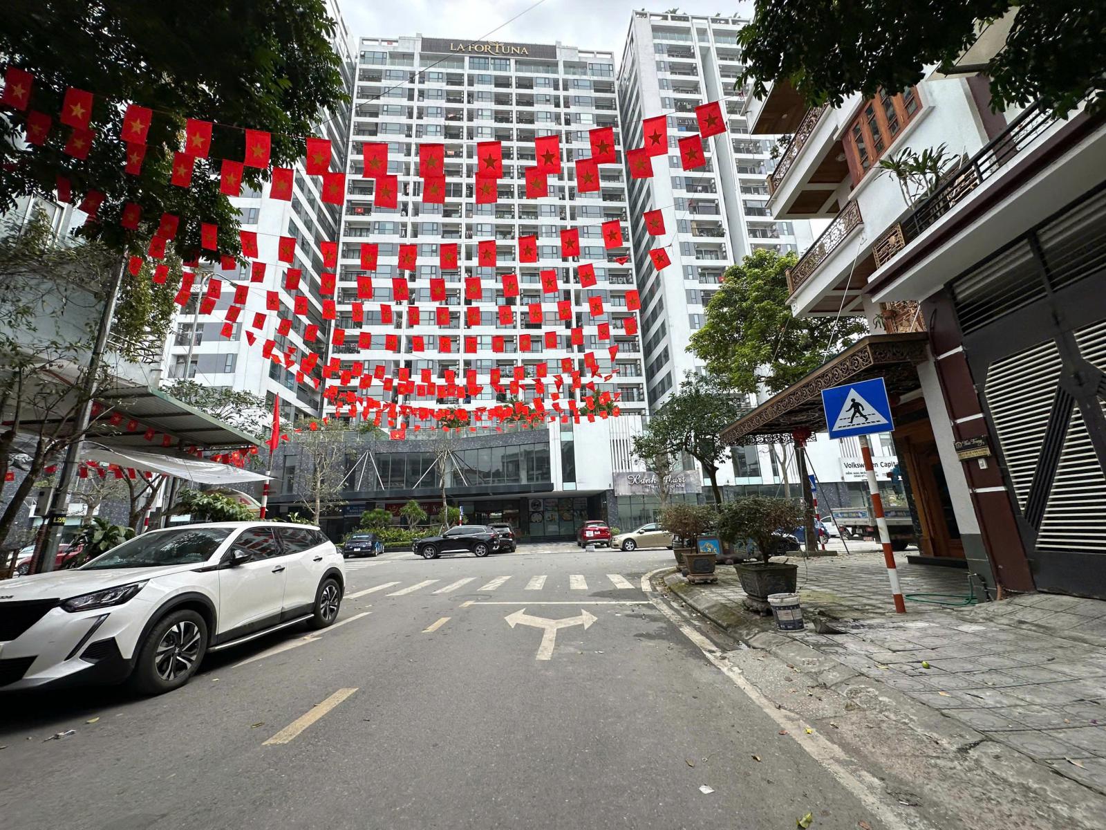 NHÀ 4 TẦNG XÂY THÔ 105m2 – NHỈ 6 TỶ TẠI KĐT VẠN CÁT, VỊ TRÍ KINH DOANH 15977573