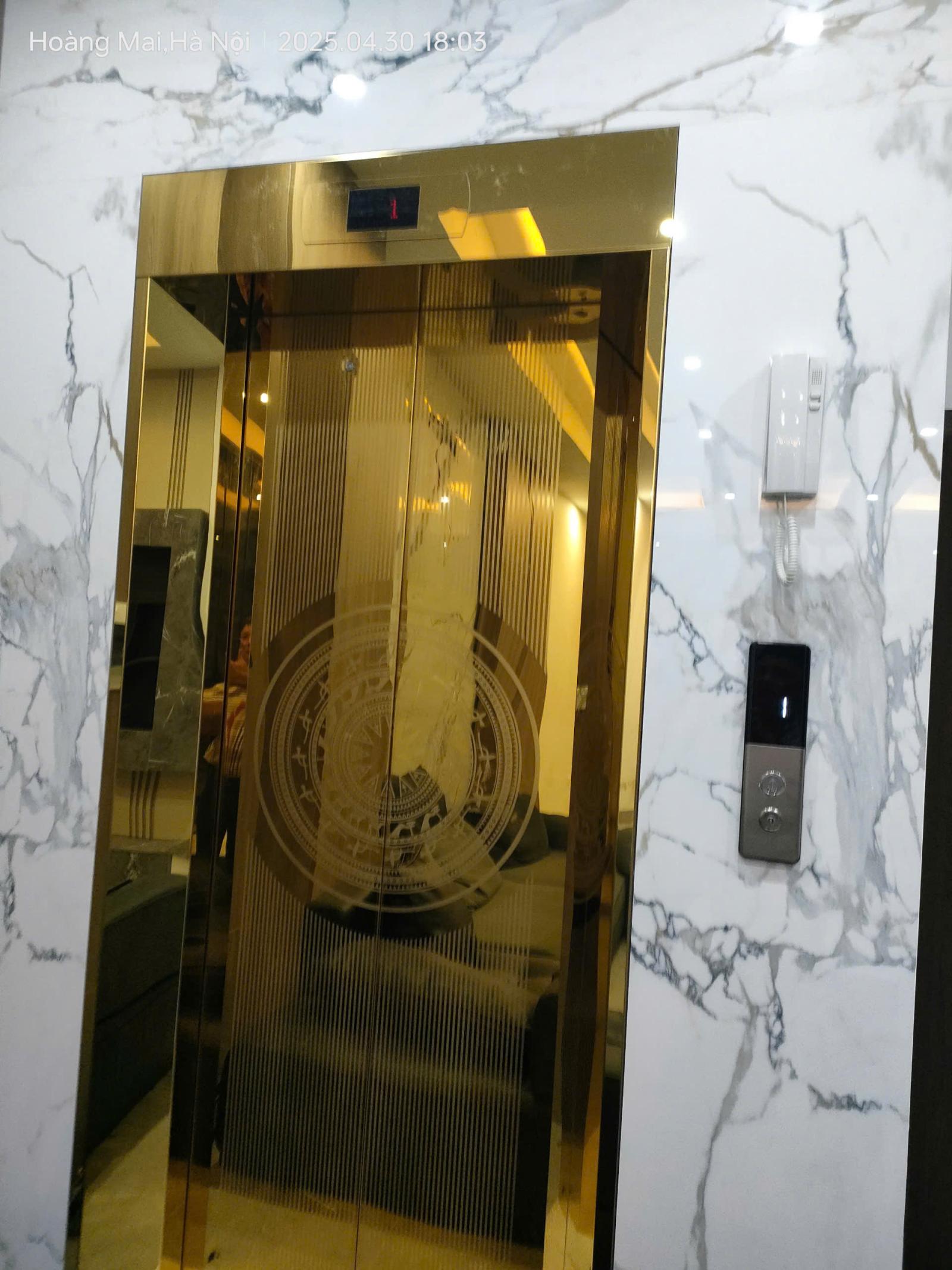 Bán gấp giá rẻ chung cư Sơn Tây 50m, tầng 2, mặt tiền 4m, 2.4 tỷ Ba Đình. 15977580