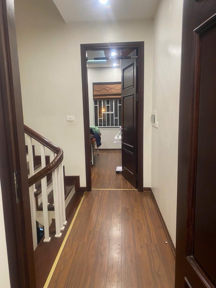 Bán nhà Võ Văn Dũng, 61m2, 4 tầng, mặt tiền 4m, 25.8 tỷ, vỉa hè, ô tô tránh, kinh doanh 15977581