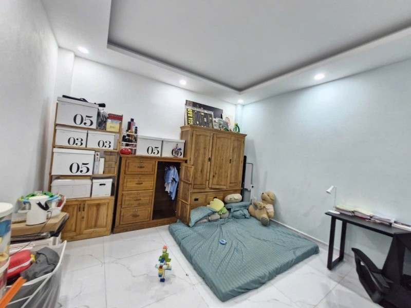 Bán nhà đường Tăng Nhơn Phú, Phường Tăng Nhơn Phú B,  Q9, Thủ Đức, TP HCM. DT 152m2, 5 tầng, Giá 15977584