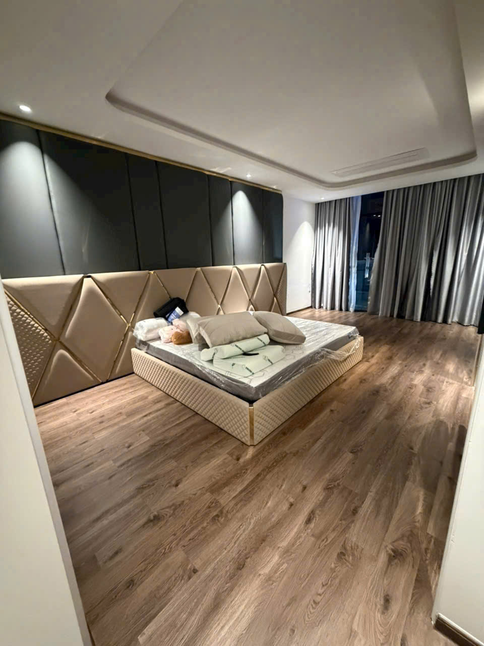 BIỆT THỰ MINI TÔ KÝ – ĐƯỜNG 8M – GIÁ CHỈ 9,89 TỶ CÁCH CHỢ BA BẦU CHỈ 200M 15977596