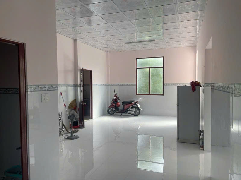 Chính Chủ Gấp Bán - Nhà Mặt Tiền Tỉnh Lộ 6m - Vị Trí Đắt Địa Thuận Tiện Kinh Doanh - 2 tỷ 4. Lh:0969933159 15977620