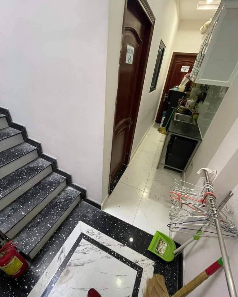 Bán nhà Q7: 81m2, ngang 6m, 4 tầng, 10pn, sổ hồng, nguyễn văn quỳ, giá 10.5 tỷ, liên hệ 0907951568. 15977642