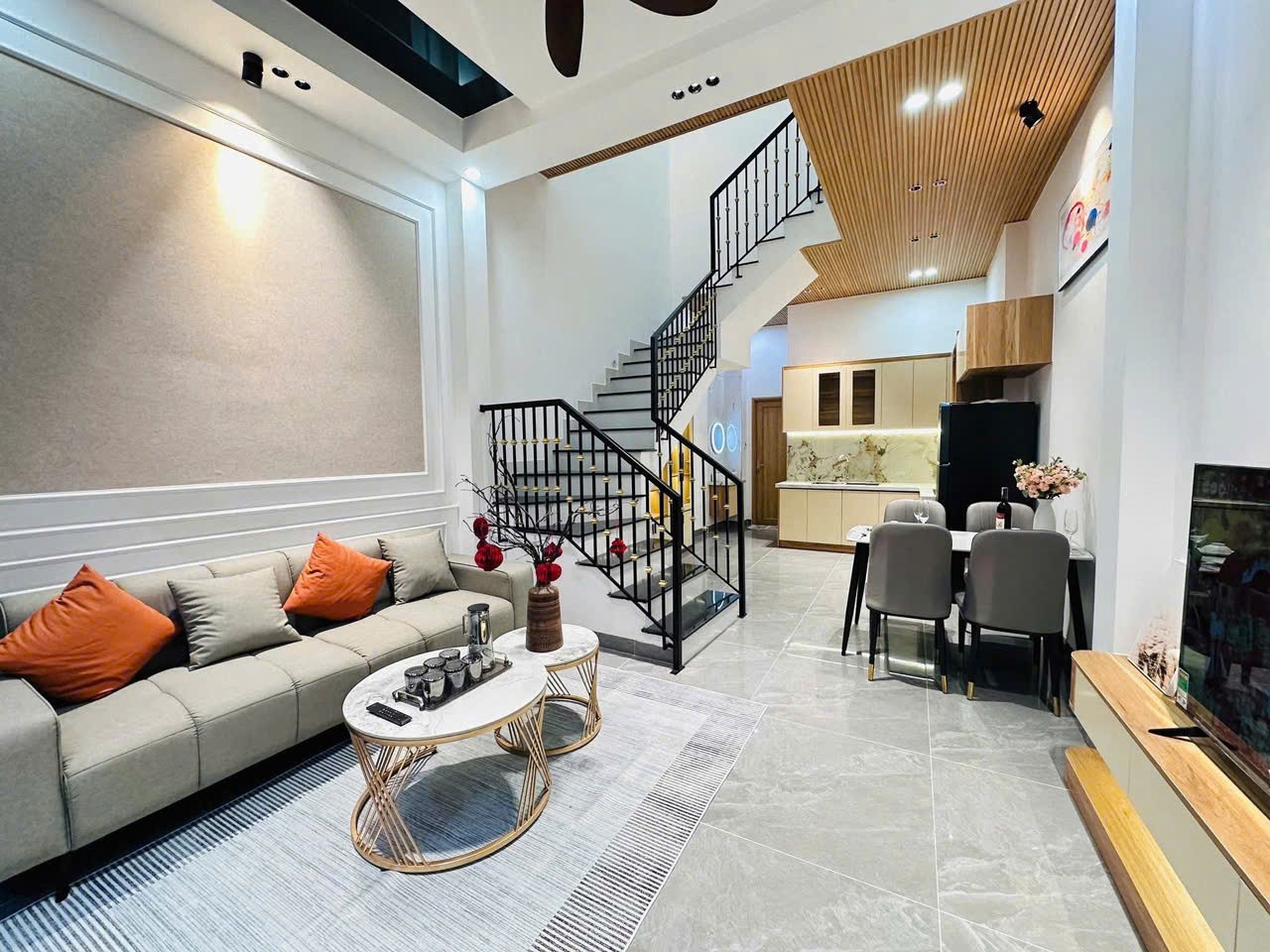 Chính chủ cần bán nhanh nhà gần Sân Bay cầu Rồng Khu Trung Tâm quận Hải Châu, tp Đà Nẵng 15977671