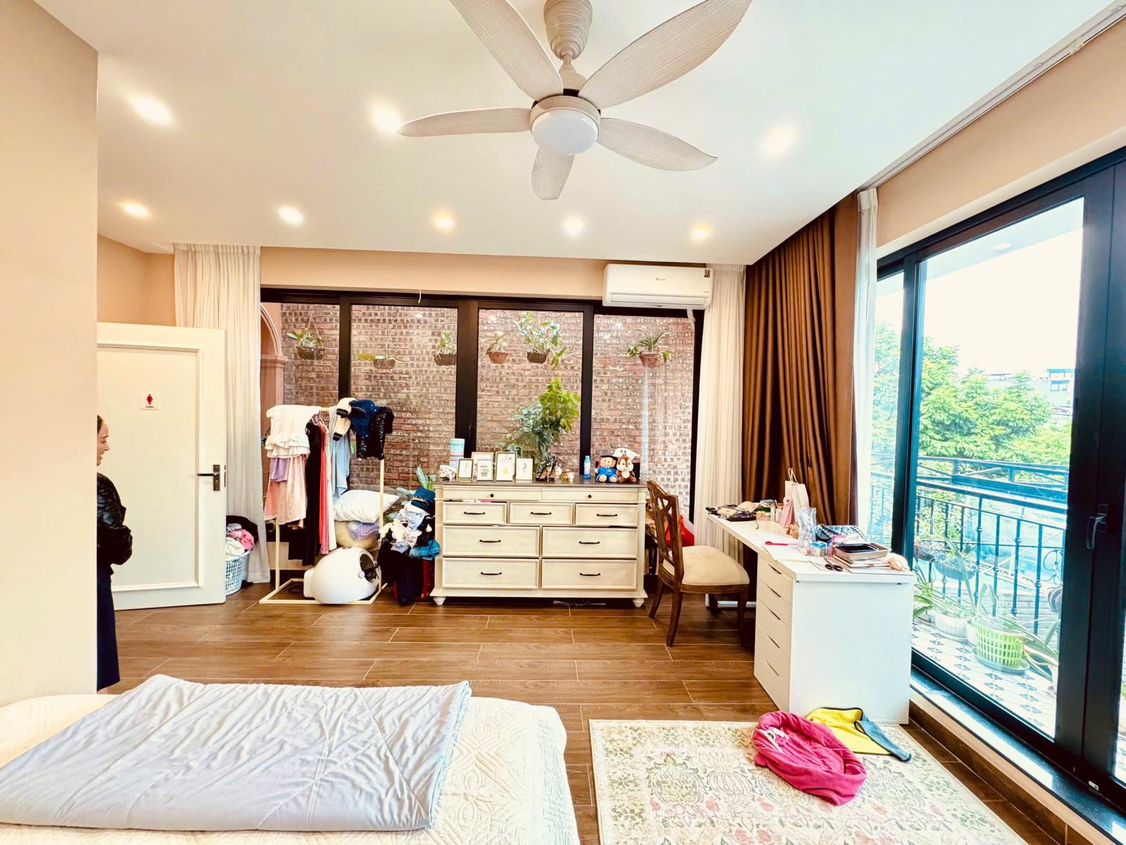 BIỆT THỰ TRUNG TÂM ĐỐNG ĐA 150M – PHÂN LÔ – MẶT TIỀN 8M – GIÁ 38 TỶ – LH 0326213286 15977695